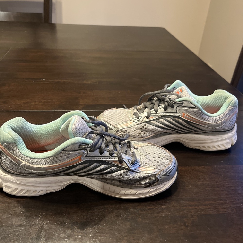 Fila XTENUATE Shoes Womens Size US 7 Silver Mesh Upper Running Style -
